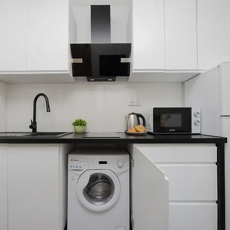 Center Affordable & Cozy By Renters * Varšava