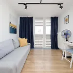 Center Affordable & Cozy By Renters