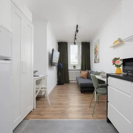 Cosy In The Centre Of By Renters * Warsaw