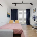 Center Affordable & Cozy By Renters Apartman