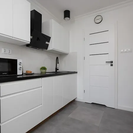 Apartament Center Affordable & Cozy By Renters Warszawa